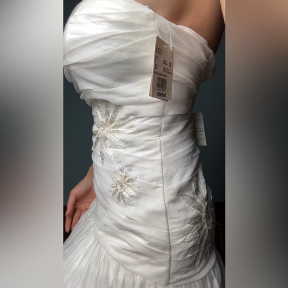 2 sunflower embroidery crepe pleated train mermaid trumpet wedding dress Galina - Picture 7 of 9